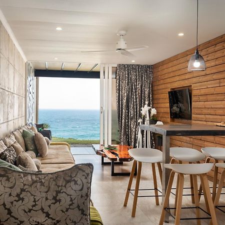 Sea Front Designer Apartment Баллито Экстерьер фото
